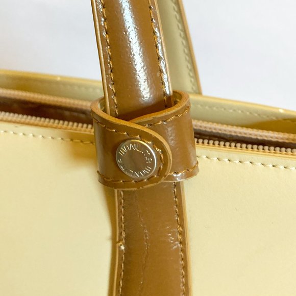 Wanlima Tan Purse Handbag with Brown Classic 5 Pocket Two Tone Zipper Clasp Logo - Picture 2 of 12